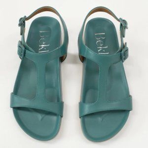 Beklina Travel Sandals in Cypress Size 10